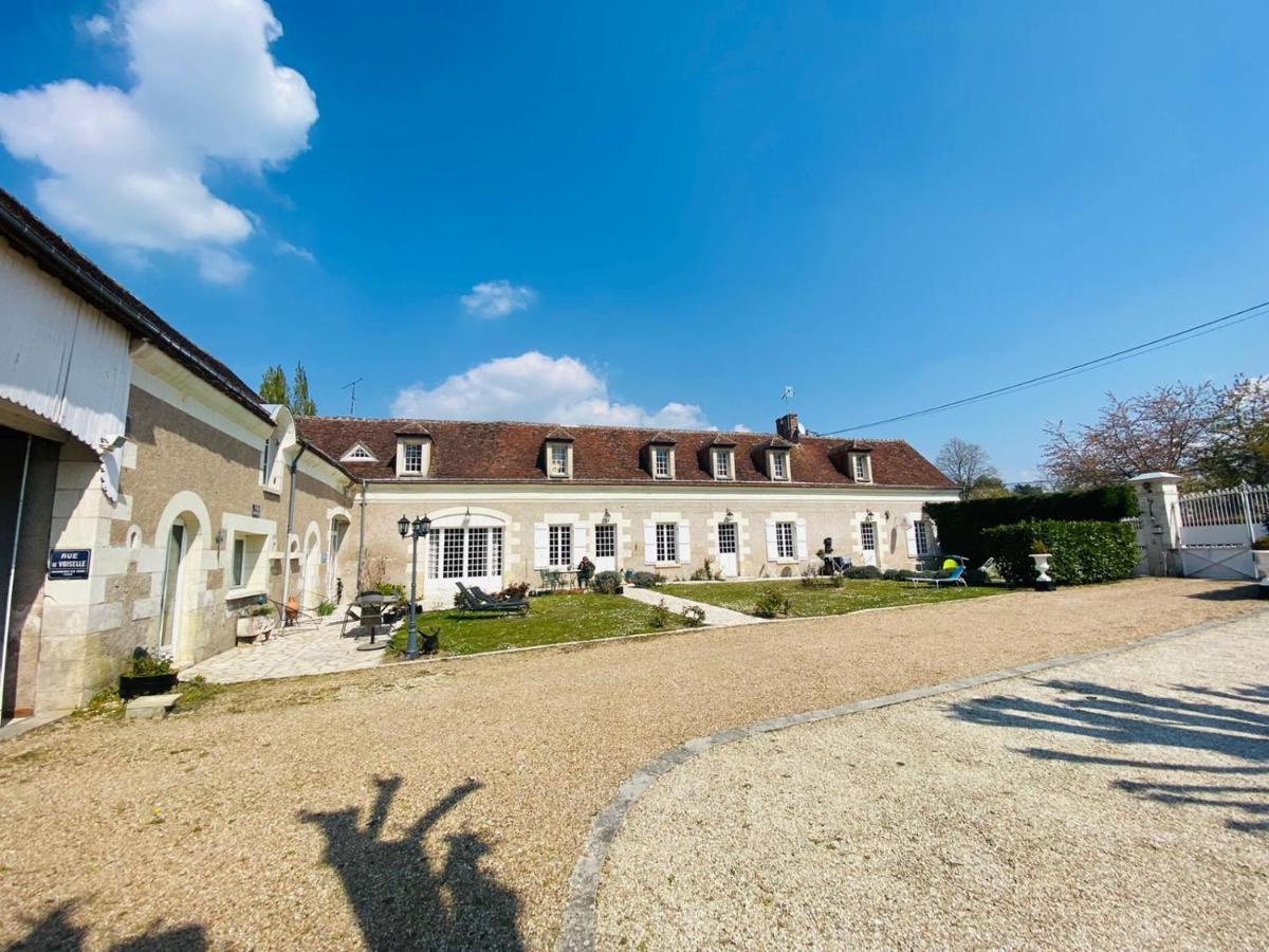 Maison Des Arts Francueil Exteriör bild